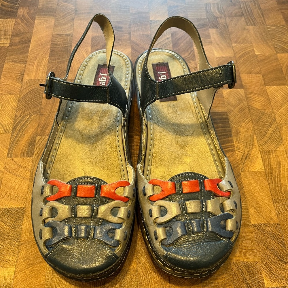 Comfort line J.Gean Mary Jane leather shoes size 8